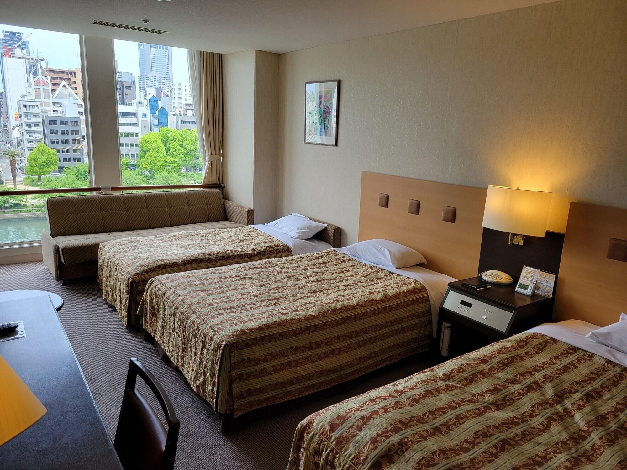 Hotel Osaka Castle Экстерьер фото